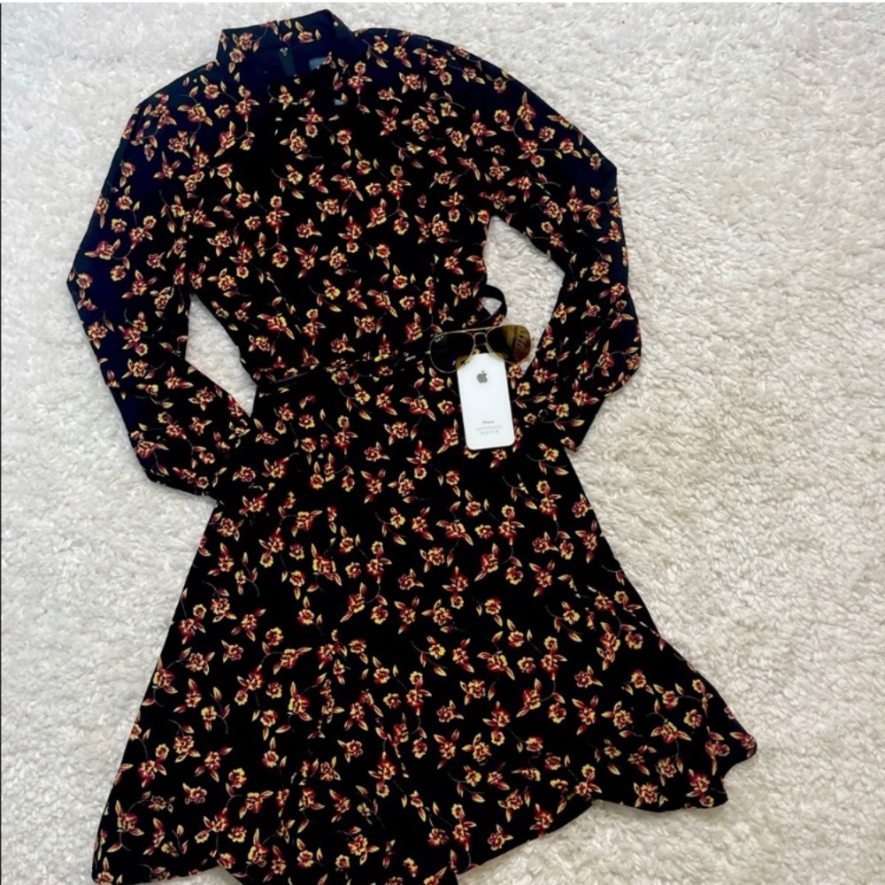 ModCloth Black Long-Sleeve Floral Shirtwaist Dress